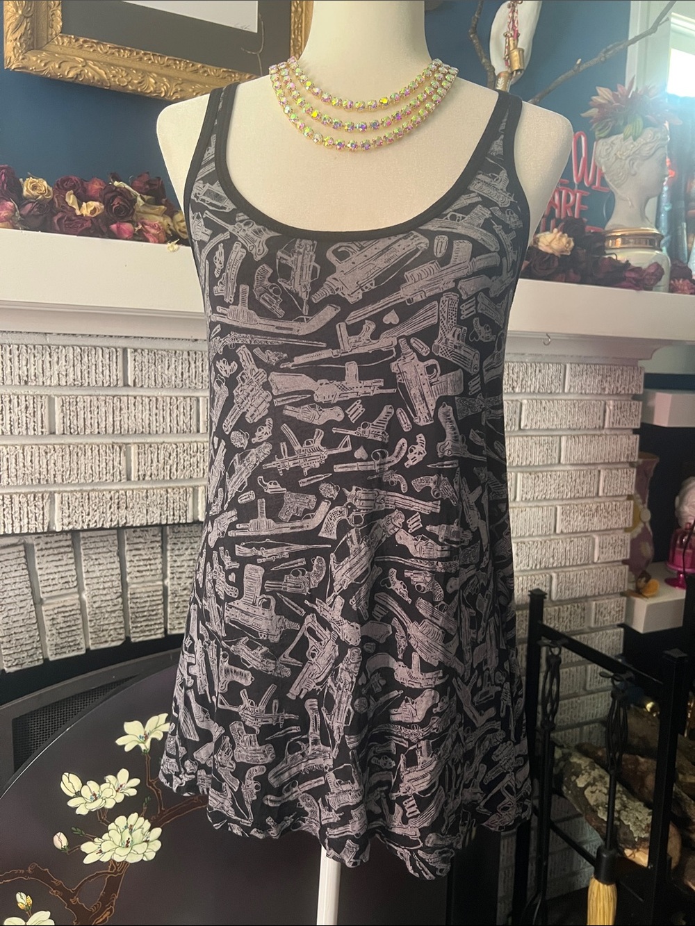 Lauren Moshi white and black "Guns" long tank top